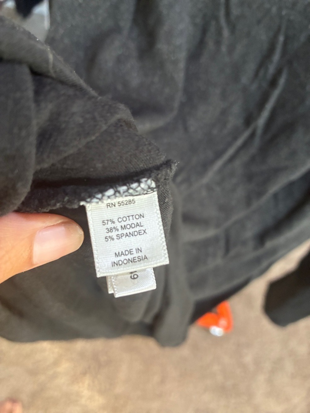 Express Black Long-Sleeve Keyhole Top - Picture 4 of 4
